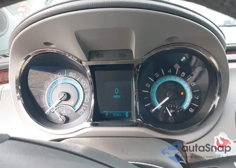 2010 Buick Lacrosse Cx z USA, uszkodzony, nr VIN 1G4GB5EG2AF320717